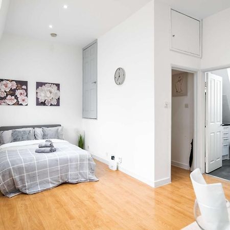 Livestay-Fabulous One Bed Apartments On Covent Garden London Bagian luar foto