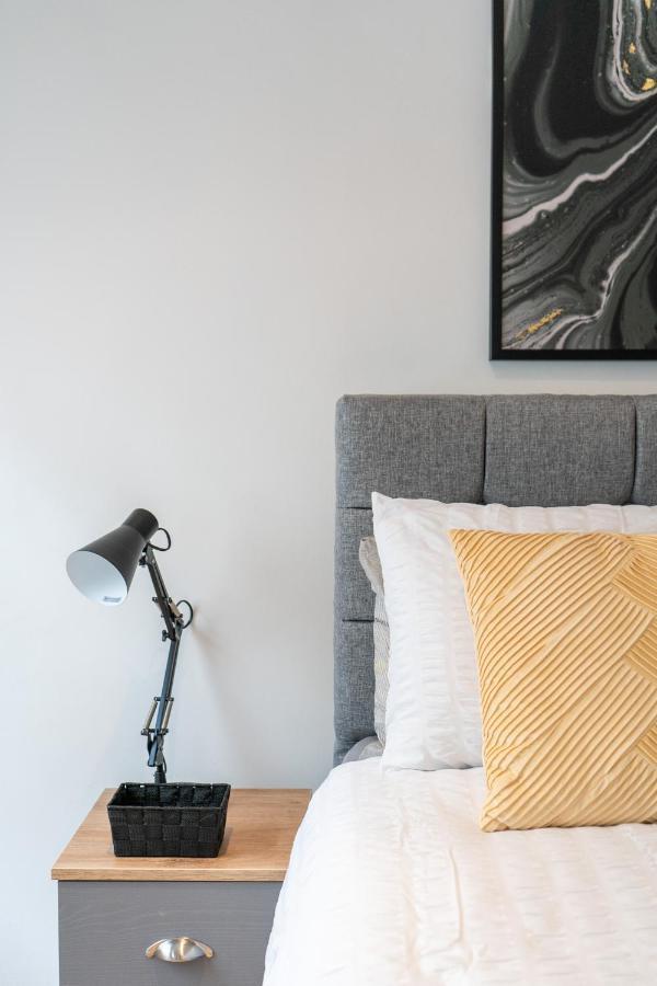 Livestay-Fabulous One Bed Apartments On Covent Garden London Bagian luar foto
