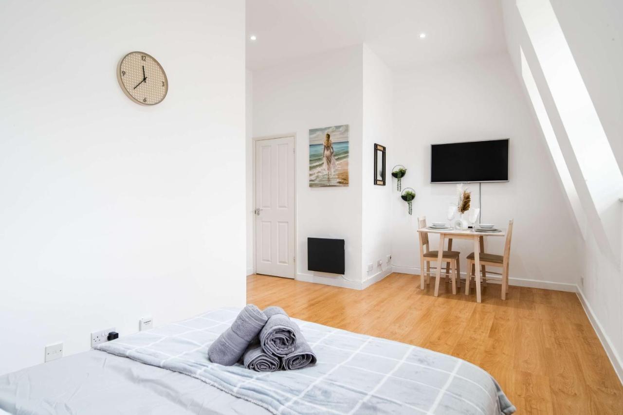 Livestay-Fabulous One Bed Apartments On Covent Garden London Bagian luar foto